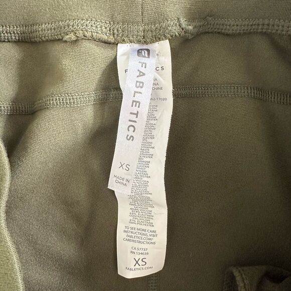 Fabletics Kara Pant Army Green Tie Ankle Joggers Sweatpants Gym Pants size XS - Picture 4 of 9